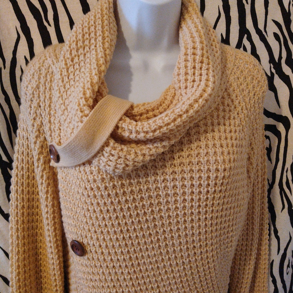 Button Turtle Crowl Neck Asymmetrical Sweater - image 8
